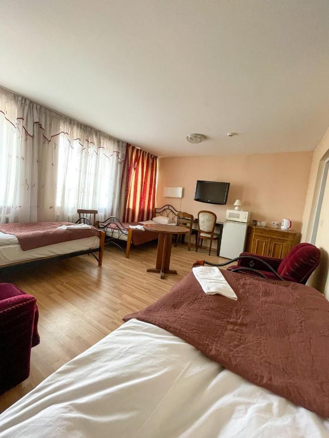 Taurage Hotel Kültér fotó